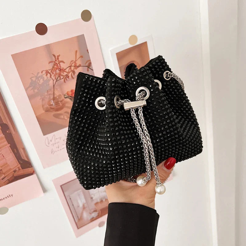 Luxury Women's Horseshoe Bucket Bag | New High Quality PU Leather One Shoulder Handbag (Exquisite Rivet & Chain Design)