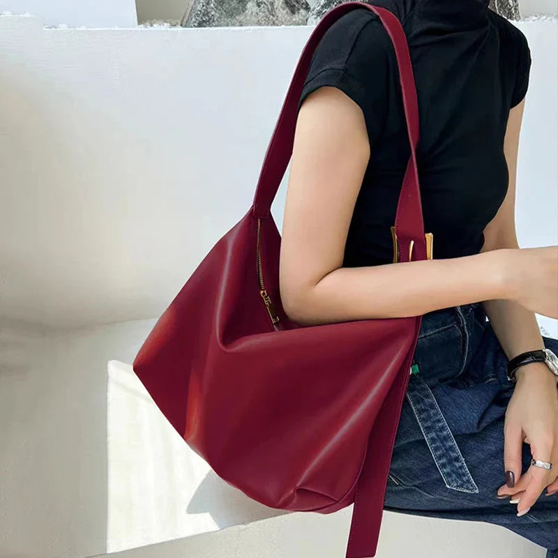 Vintage Big Capacity Shoulder Bag | Soft Leather Crossbody & Armpit Satchel Bag (Casual Portable Handbag Purse - Bolsa)