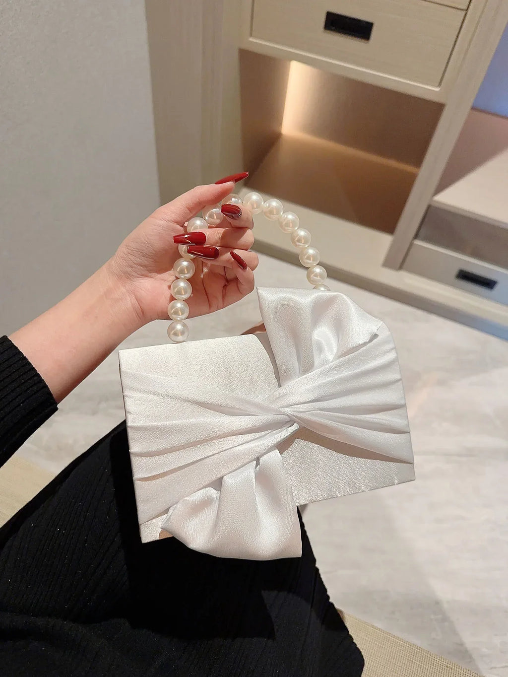 Lady Exquisite Flower Evening Bag | White Wedding Bag & Faux Pearl Handheld Banquet Bag (Party, Prom, Dress Bag)