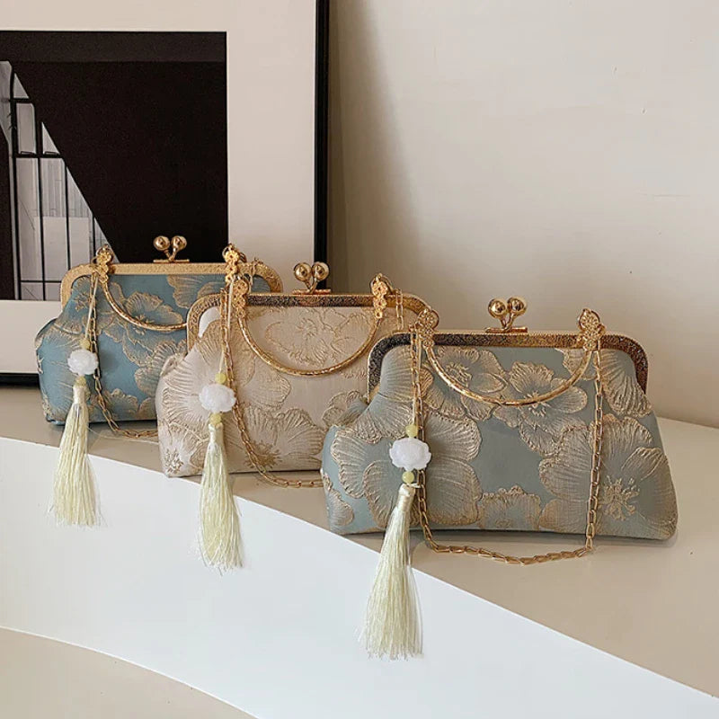 Chinese Style Embroidered Shoulder Bag | Elegant Handbag & Retro Small Square Bag (Wedding Party Luxury Designer Women's Evening Clutch)