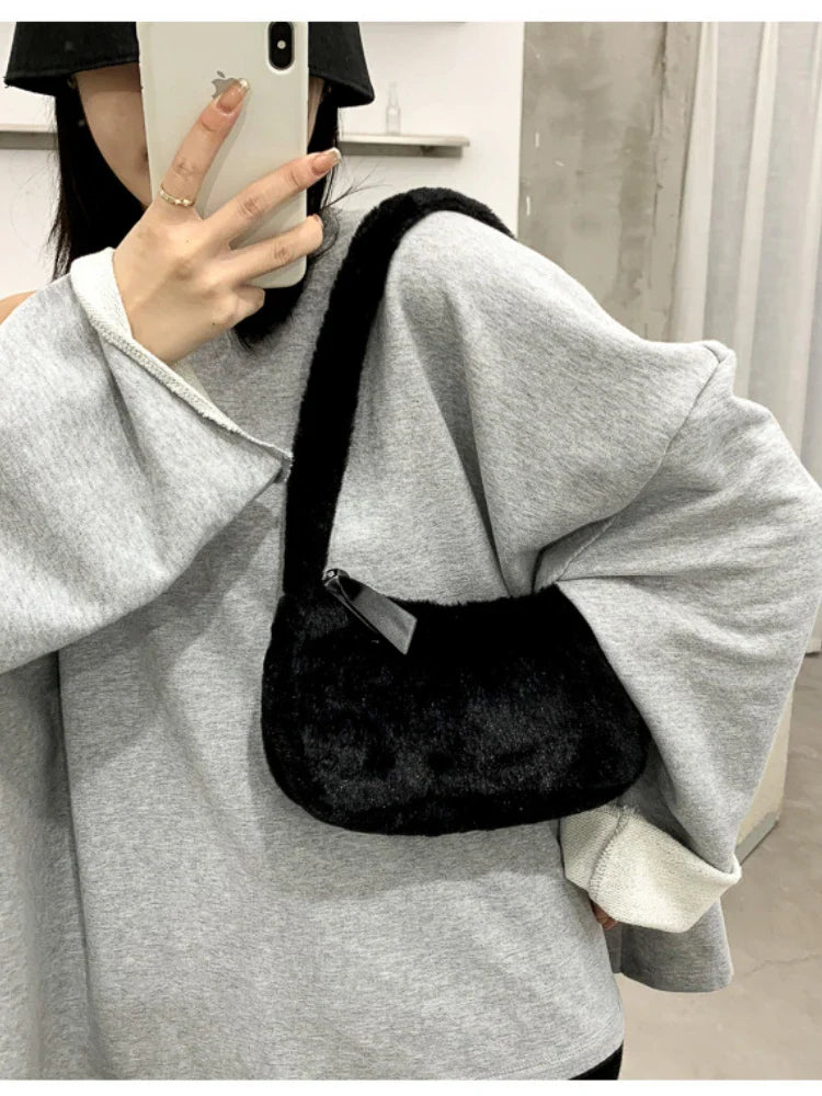 Simple Design Women's Soft Plush Hobo Shoulder Bag | Winter Furry Ladies Clutch Purse & Handbag (Fashion Female Underarm Bag)