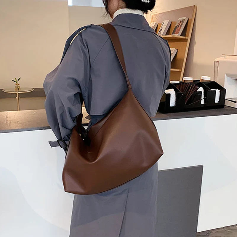 Vintage Big Capacity Shoulder Bag | Soft Leather Crossbody & Armpit Satchel Bag (Casual Portable Handbag Purse - Bolsa)
