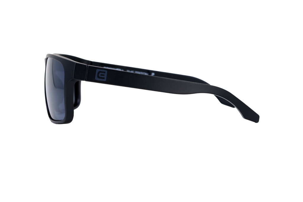 Triton (Black/Black) - Floatable