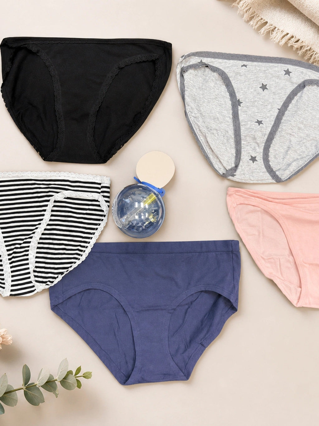 Jenni Womens Assorted Bikini Underwear 5-Pack + Bonus Gift