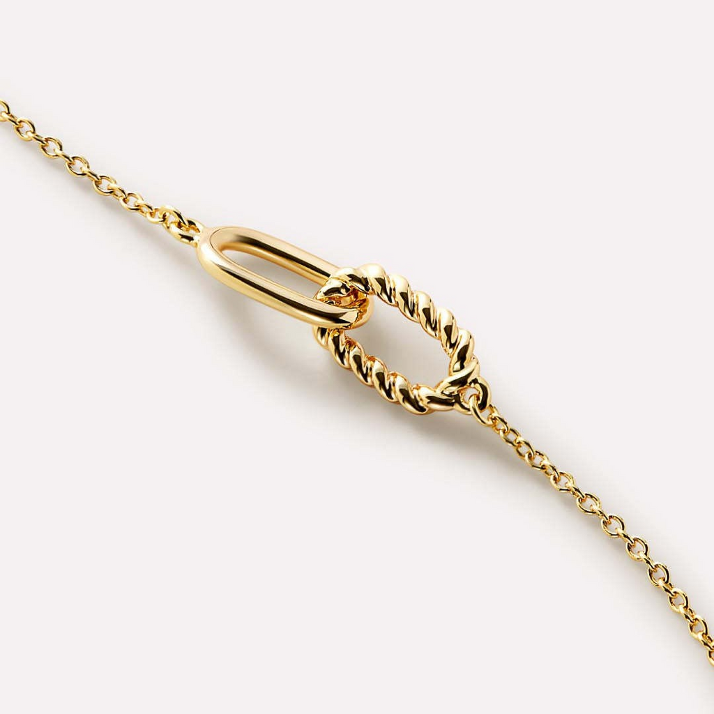 Interlocking Double Ring Pendant Necklace – Elegant Clavicle Chain