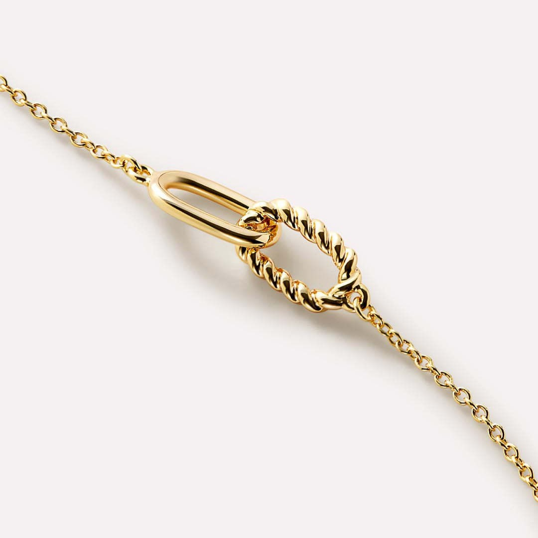 Interlocking Double Ring Pendant Necklace – Elegant Clavicle Chain