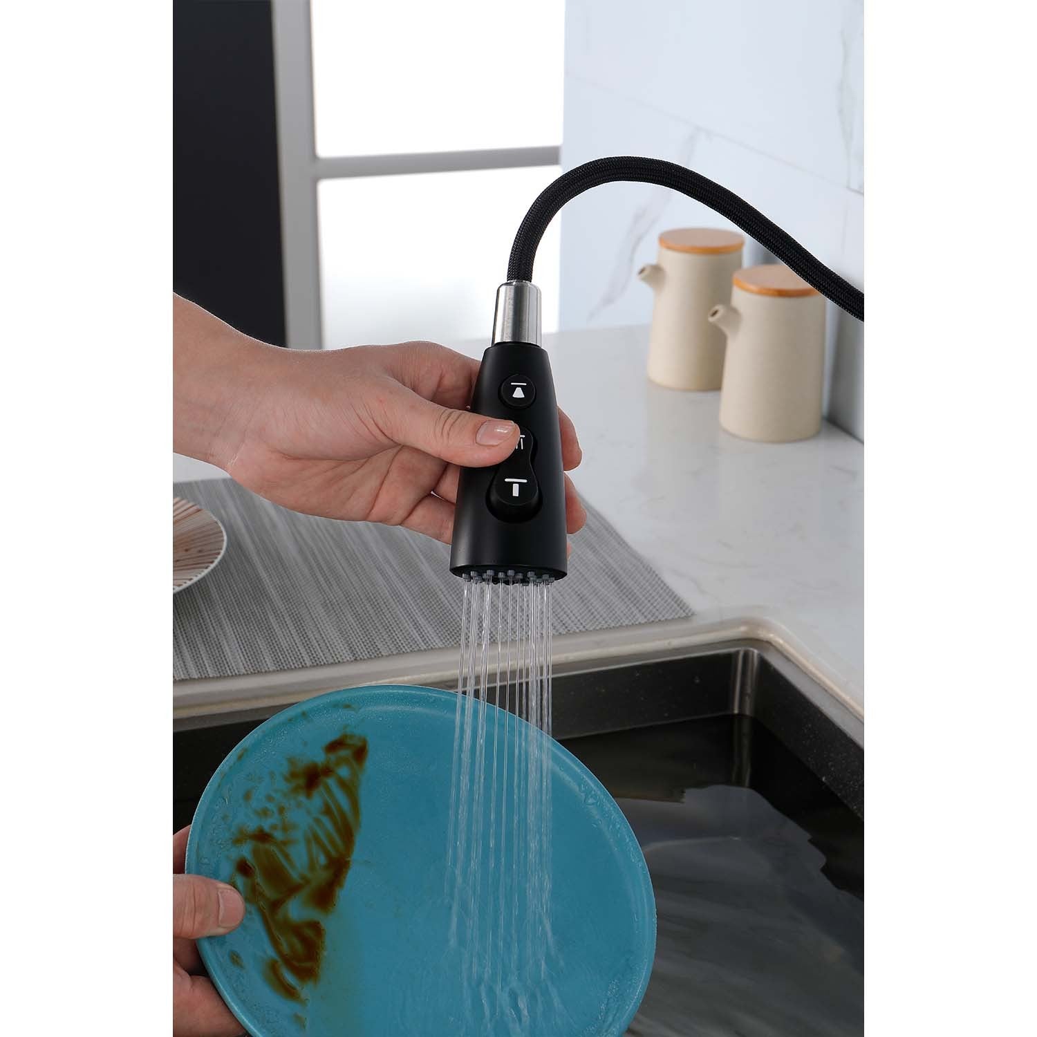 Single Handle Stainless Steel Kitchen Sink Faucet with Pull Down Sprayer
