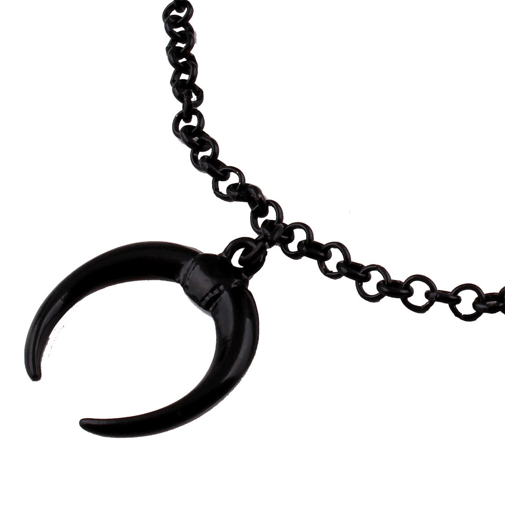 Stylish Crescent Moon Necklace for Everyday Wear