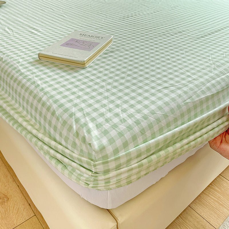 Assorted Gingham & Plaid Bed Sheets