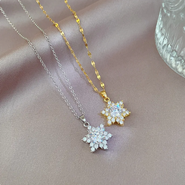 Snowflake Zircon Pendant Titanium Steel Women's Clavicle Necklace