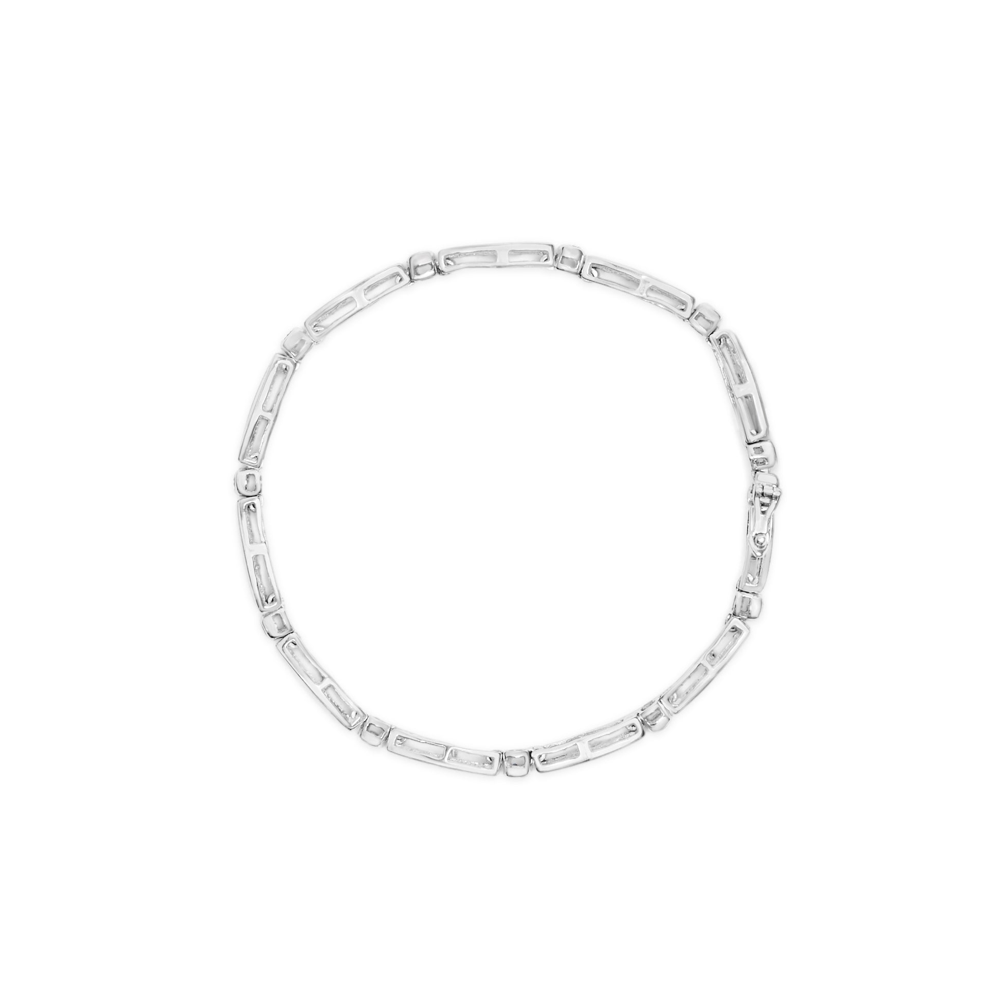 14K White Gold 1-1/2 Cttw Round Brilliant-Cut & Baguette Cut Diamond Bezel and Tapered Link 7" Tennis Bracelet (H-I Color, I1-I2 Clarity)