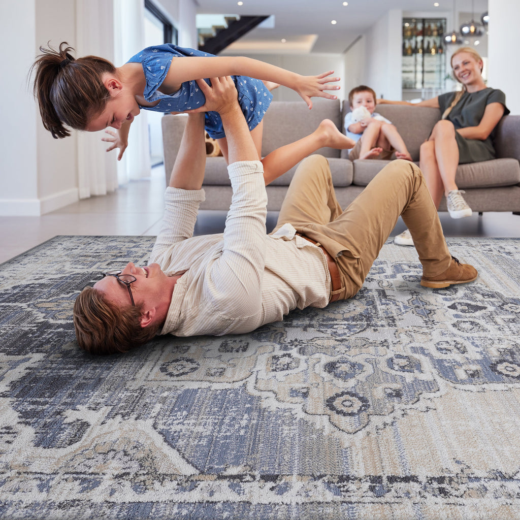 NAAR PAYAS Collection 5X7 Cream / Blue / Medallion Area Rug