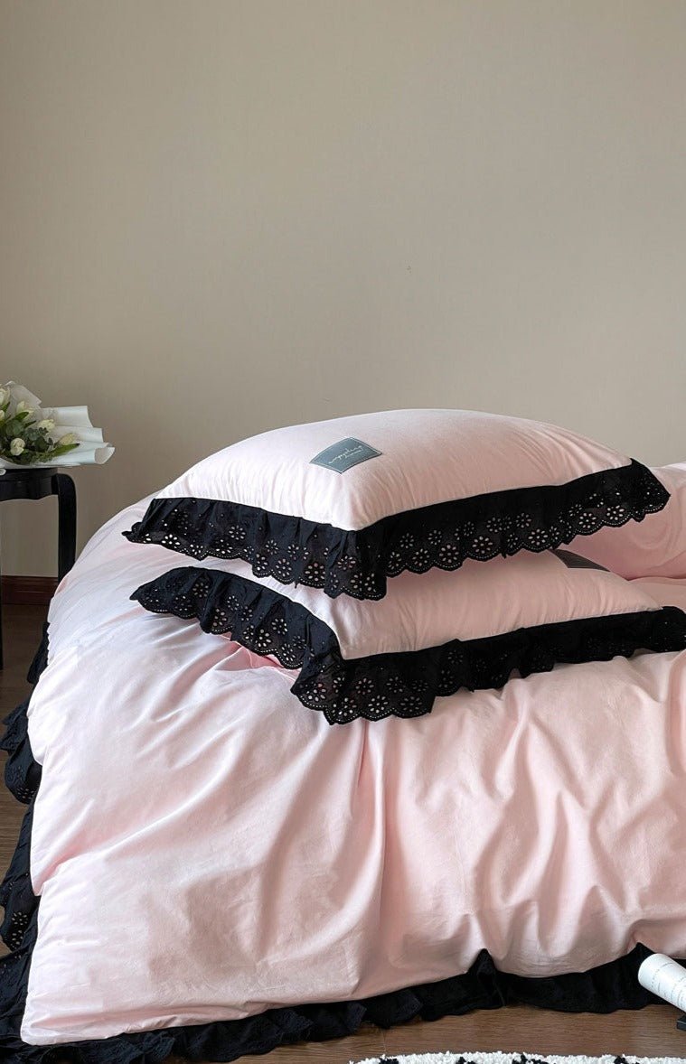 Black Lace Ruffle Bedding Set / Purple