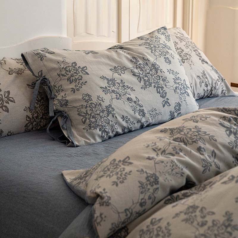Bonnie Ribbon Bow Tie Floral Bedding Set / Brown