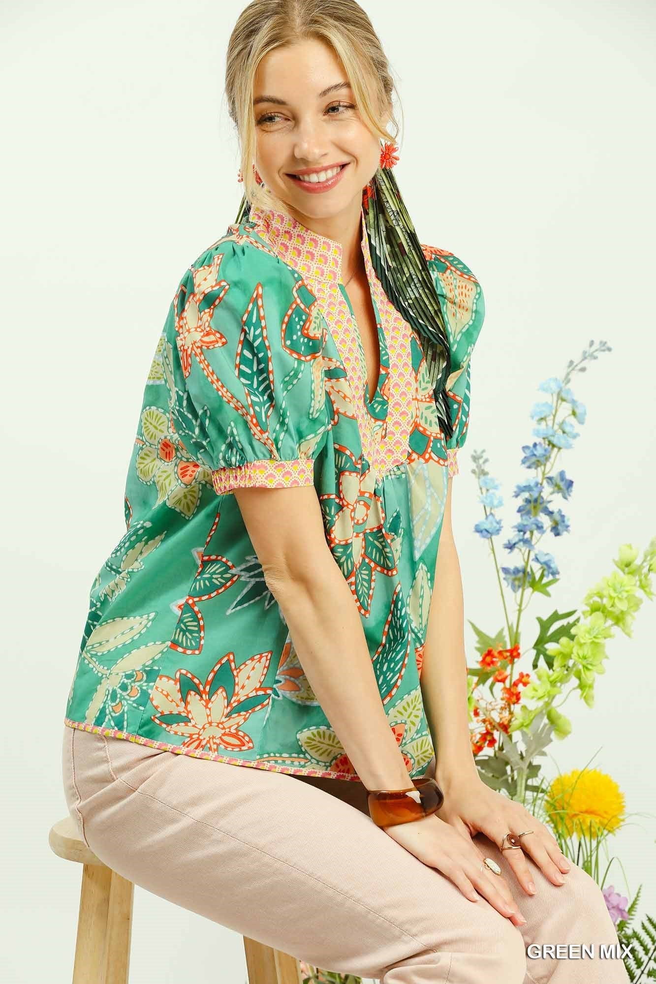 Umgee Mixed Abstract Print Puff Sleeve Blouse