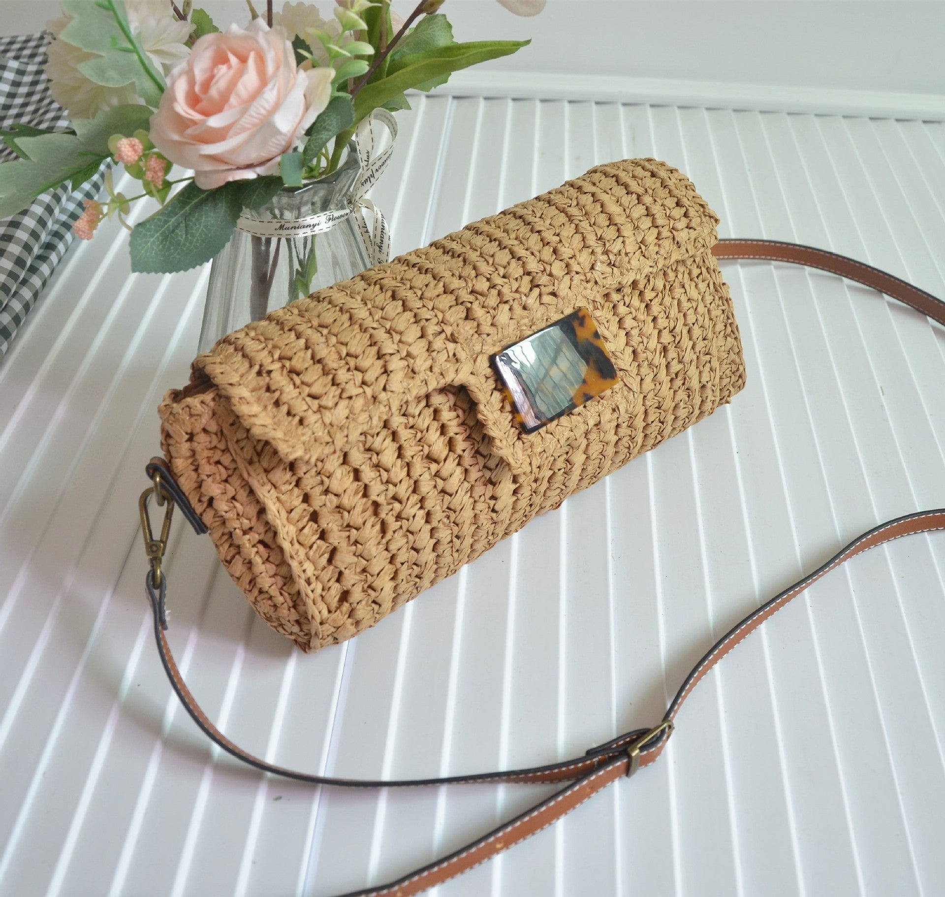 Retro Leopard Print Woven Crossbody Clutch Bag