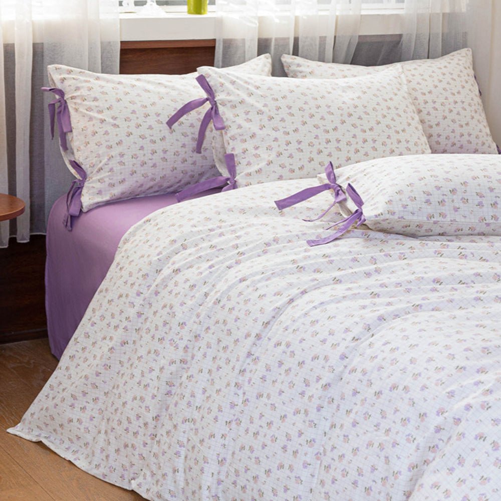 Celia Cottage Ribbon Bow Tie Floral Bedding Set / Blue