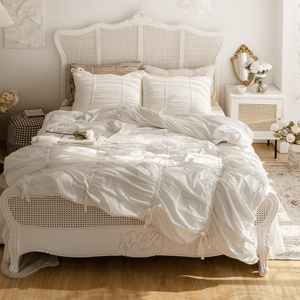 Coquette Ruffle Bedding Set with Ties / White