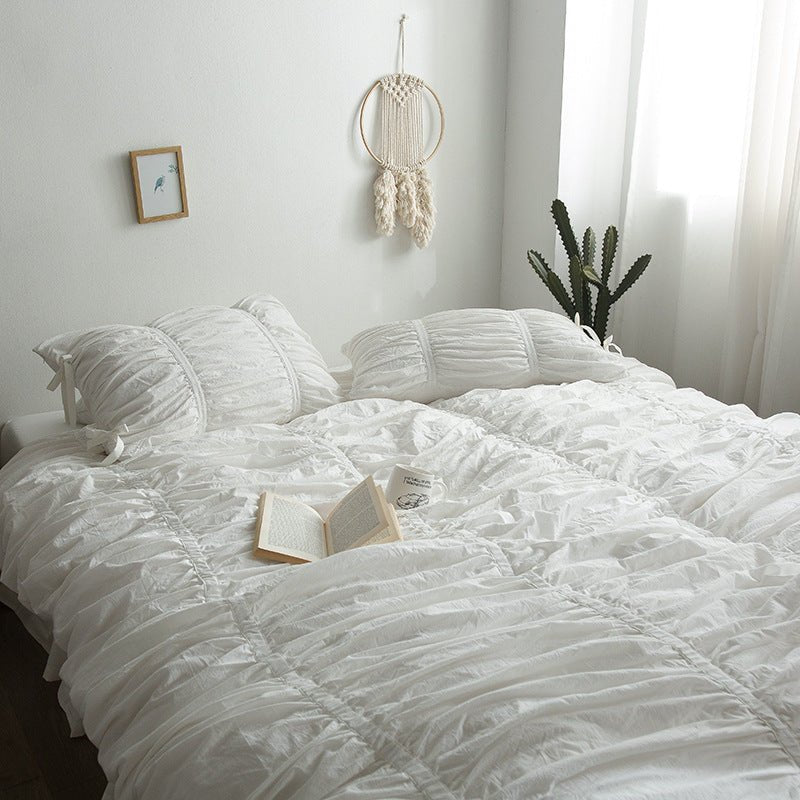 Coquette Ruffle Bedding Set with Ties / White