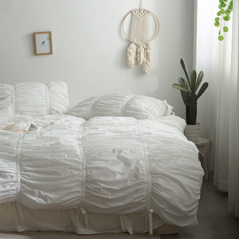 Coquette Ruffle Bedding Set with Ties / White