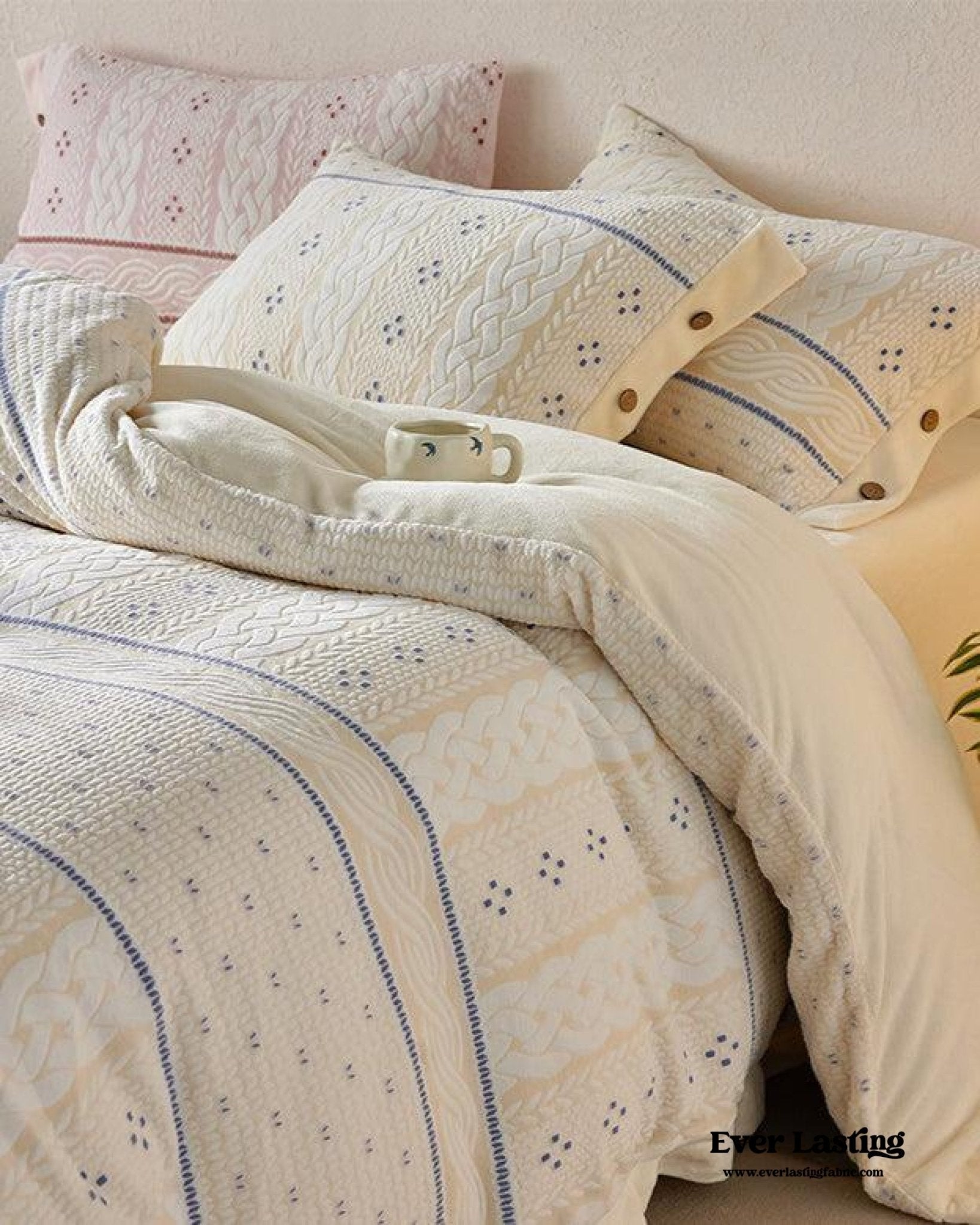 Cottage Braided Button Velvet Bedding Set / Cream