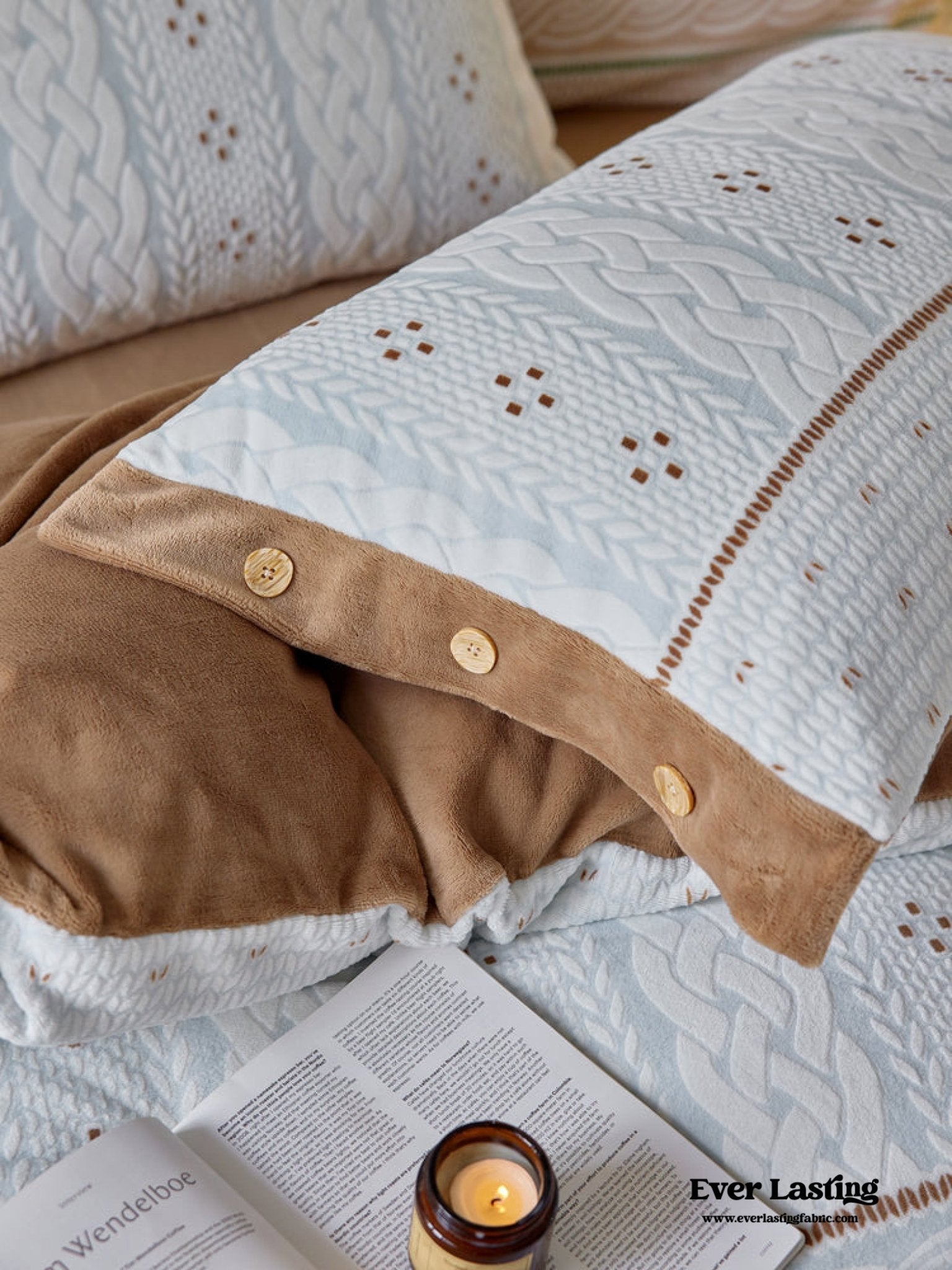 Cottage Braided Button Velvet Bedding Set / Cream