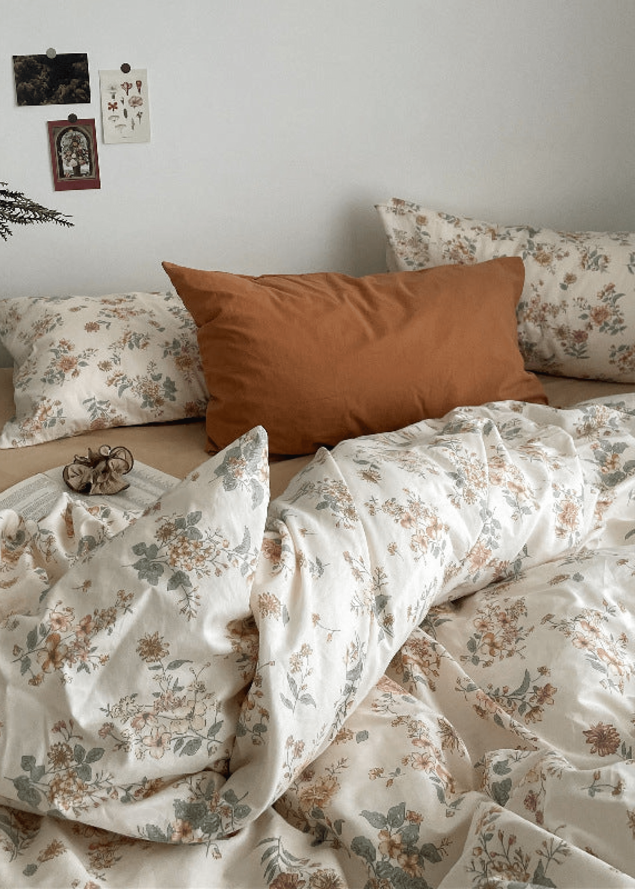 Cottage Floral Bedding Set / Orange Beige