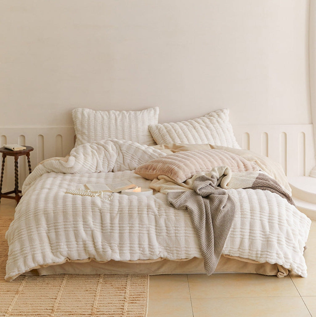 Cozy Earth Tone Milk Velvet Bedding Set / Pink