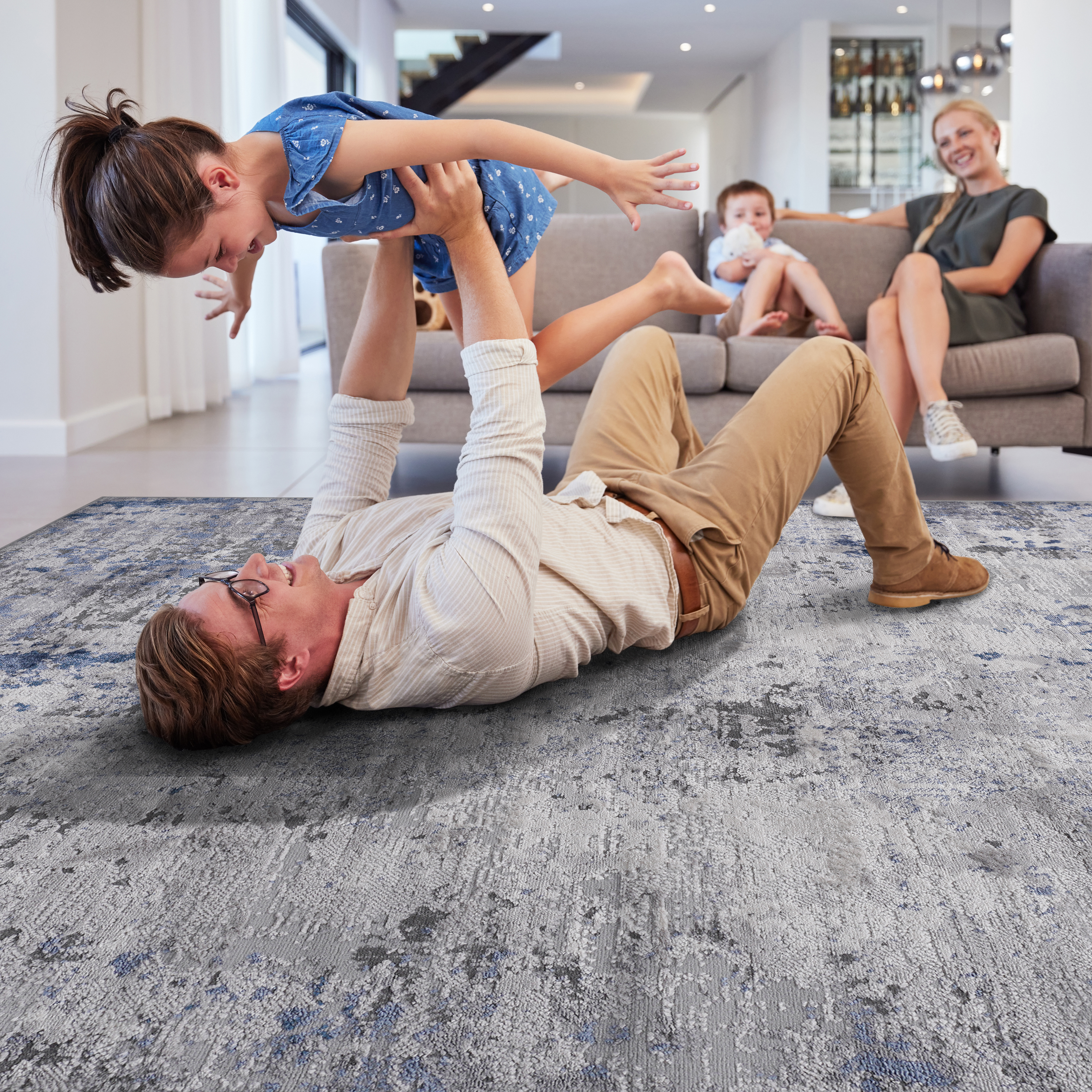 NAAR MARFI Collection 2X3 Silver / Blue / Abstract Doormat Rug