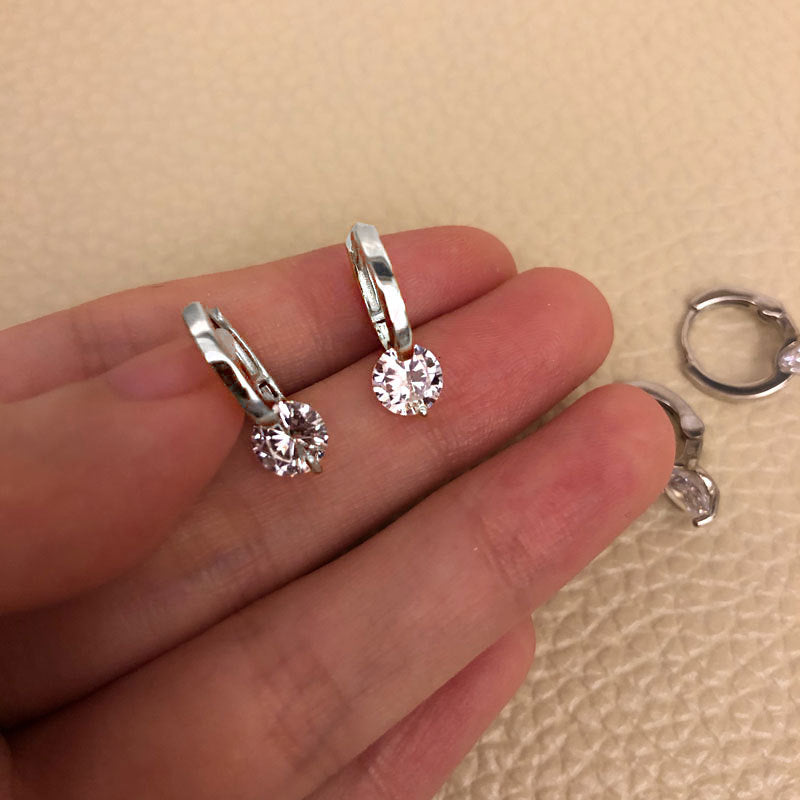 Minimalist Women's Earrings for Daily Wear and Dating