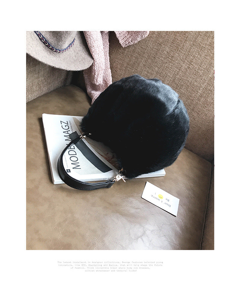 Fashionable Plush Bucket Bag for Women (2020 New Style)