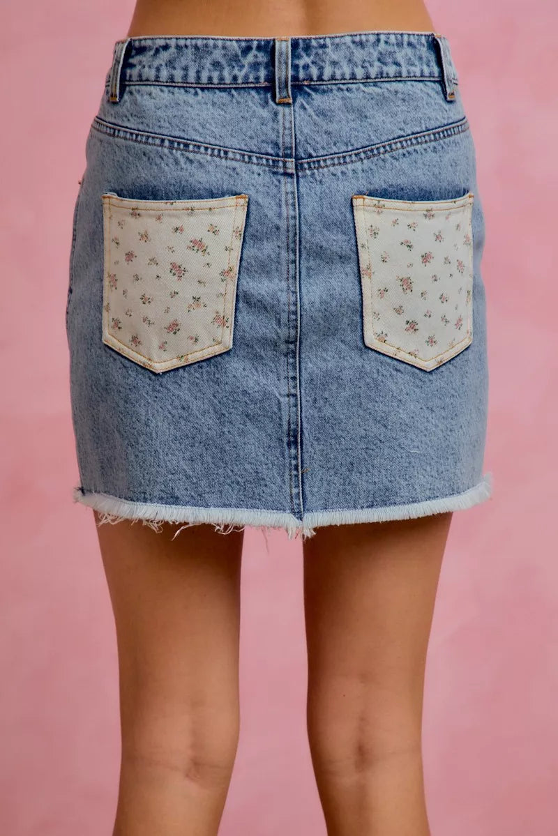 SO ME Washed Denim Floral Contrast Pockets Mini Skirt