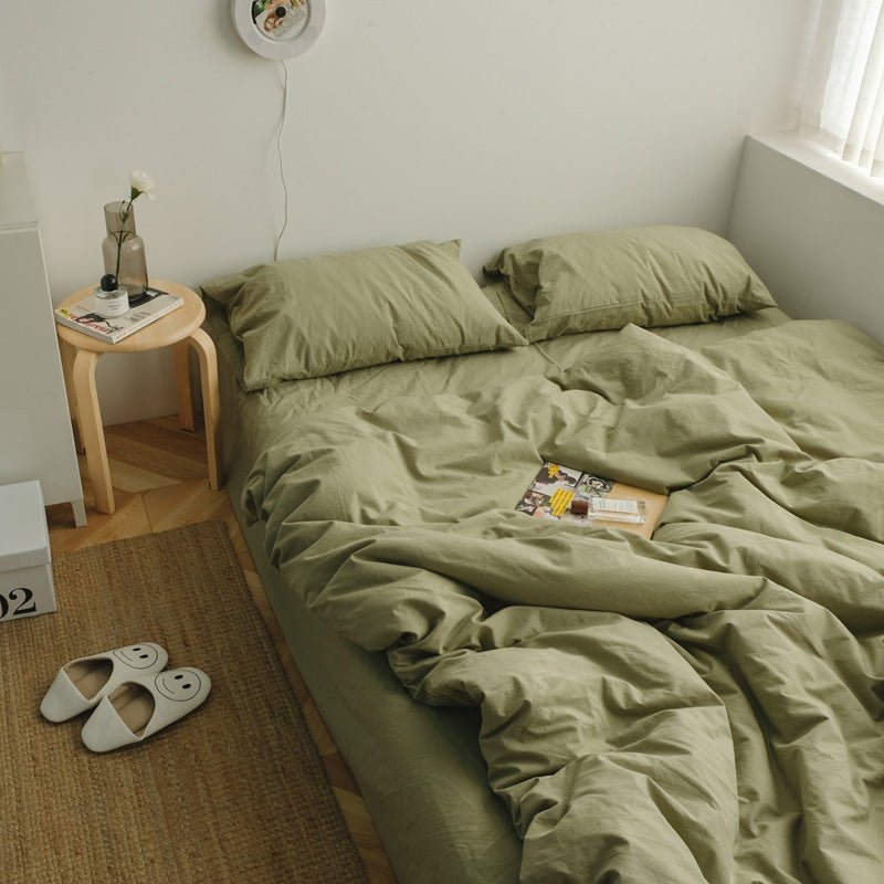 Earth Tone Bedding Set / Dark Blue