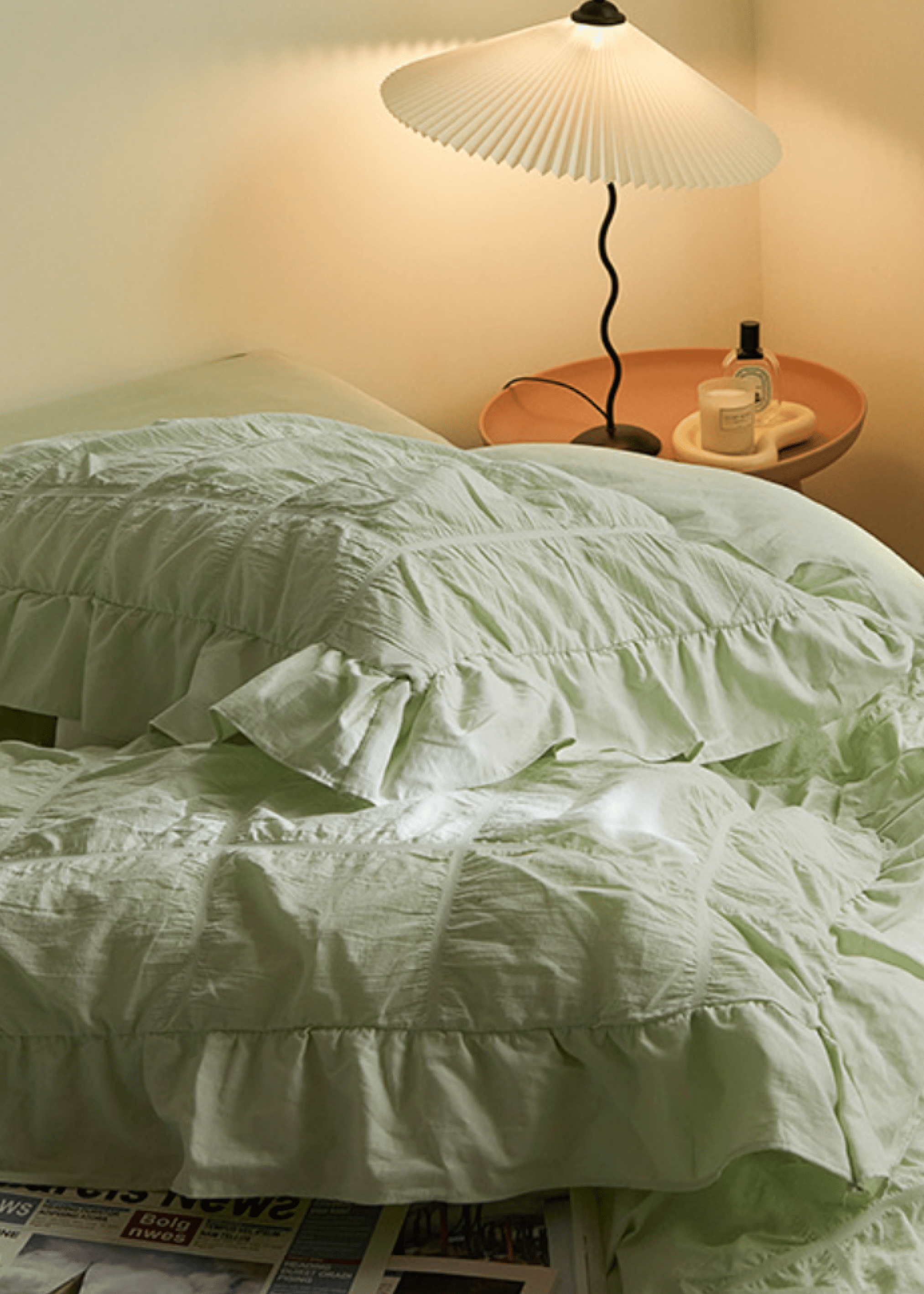 Earth Tone Marshmallow Puff Ruffle Bedding Set / Rust Pink