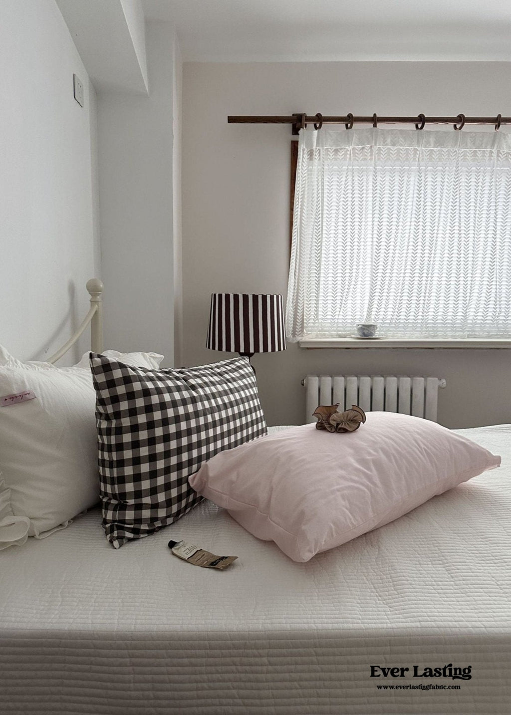 Ella Pure Cotton Pillowcases / Brown