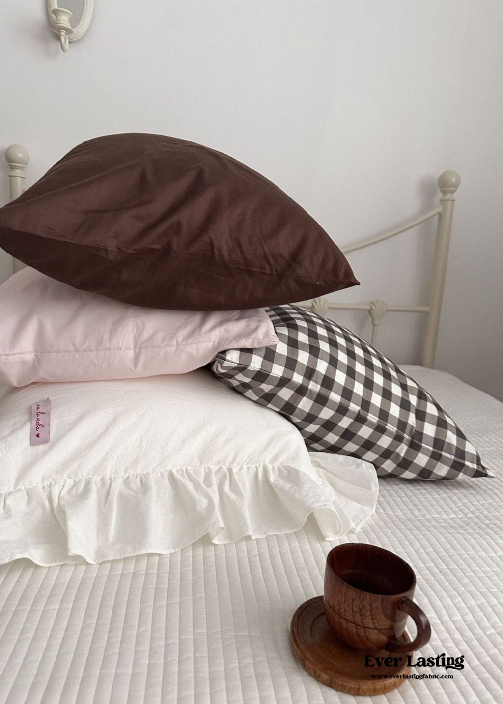 Ella Pure Cotton Pillowcases / Brown
