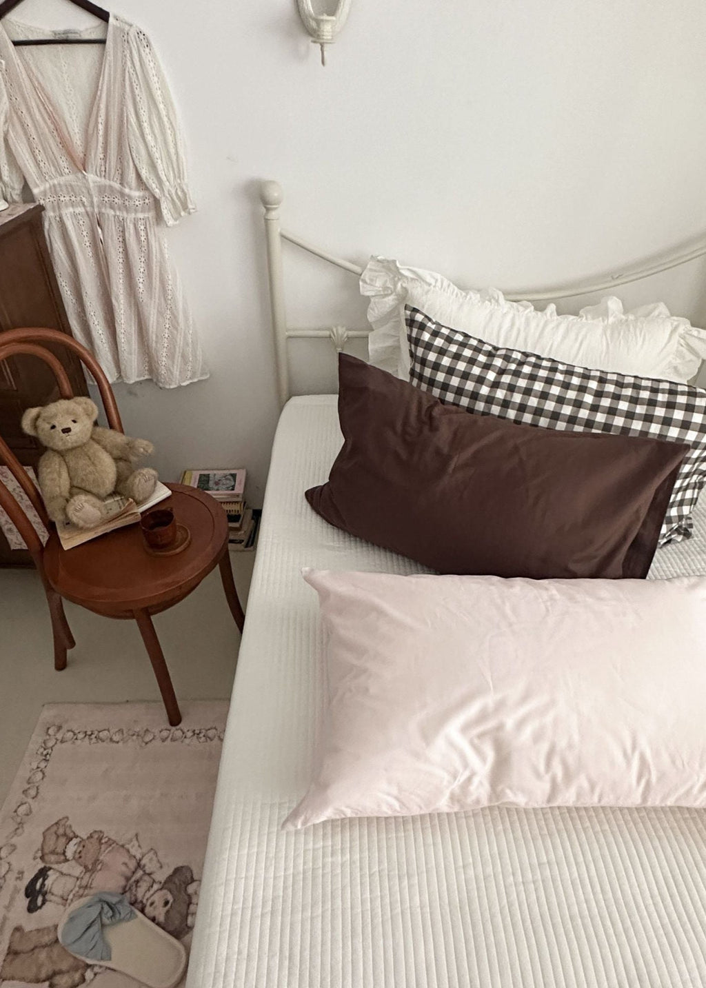Ella Pure Cotton Pillowcases / Pink