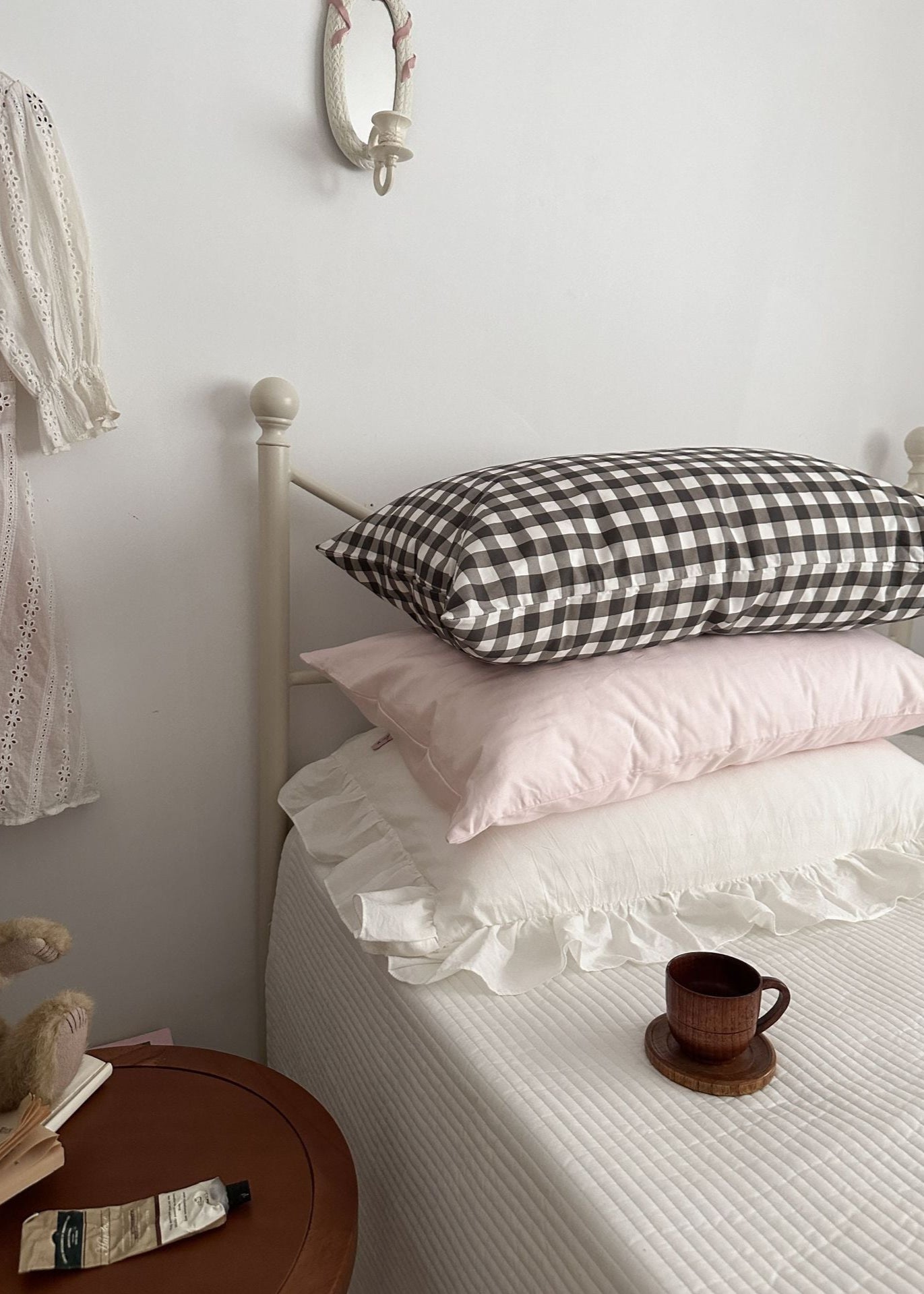 Ella Pure Cotton Pillowcases / Pink