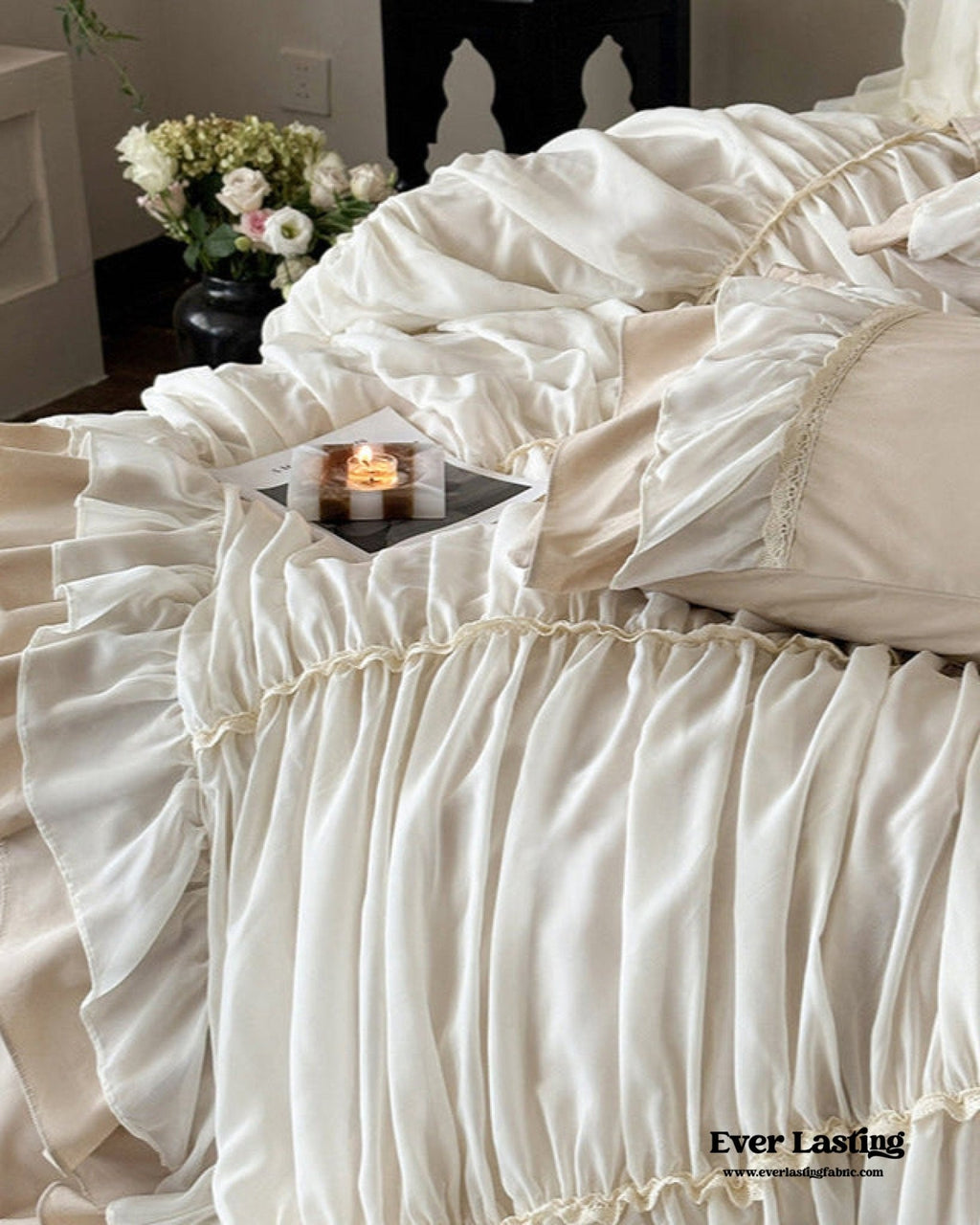 Élodie Silky Coquette Ruffled Bedding Set / Beige