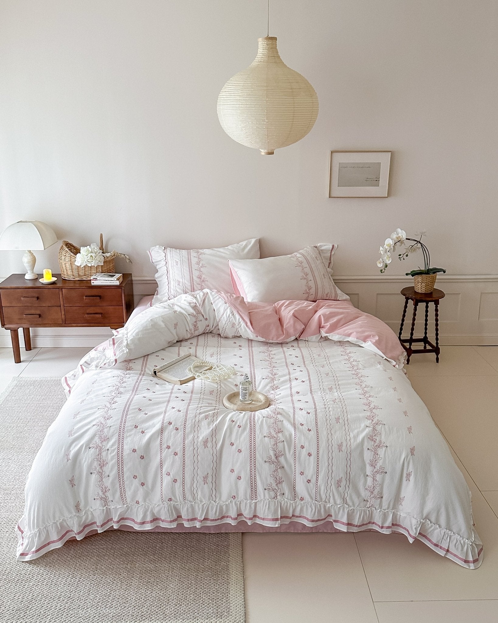 Embroidered French Lace Ruffle Bedding Set / Pink