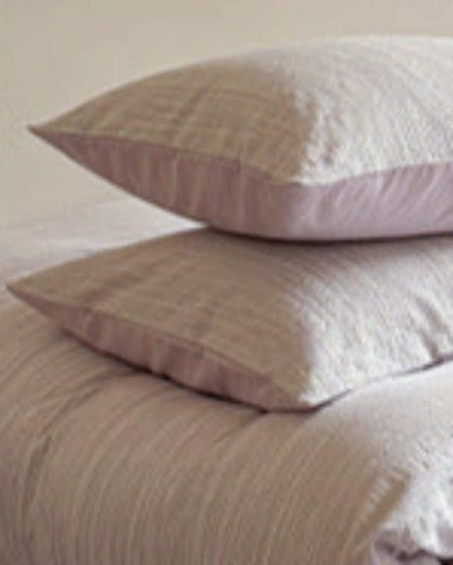 Emma Duo Striped Jacquard Bedding Set / Black