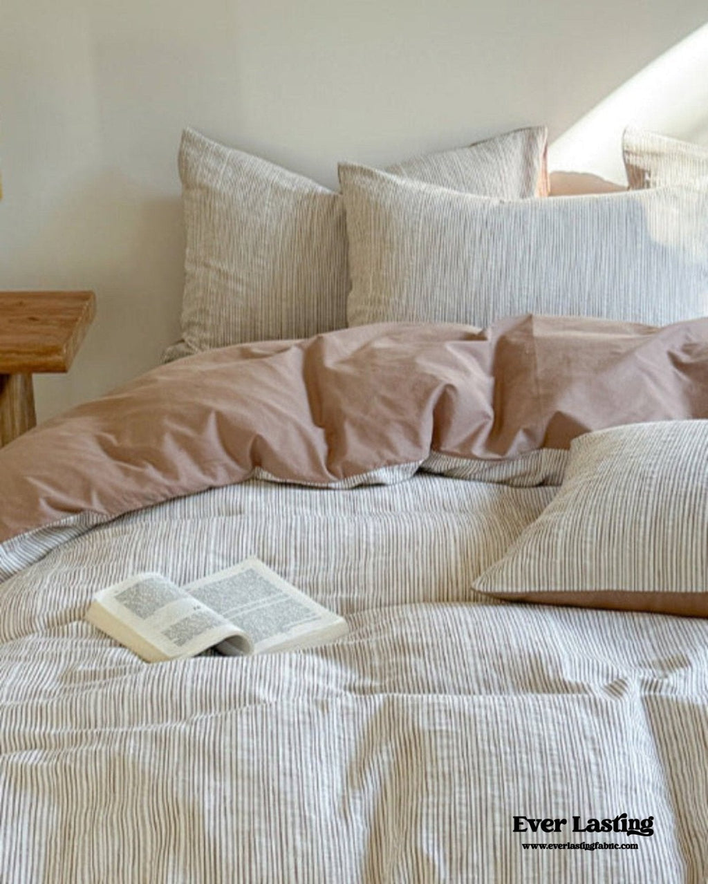 Emma Duo Striped Jacquard Bedding Set / Pink