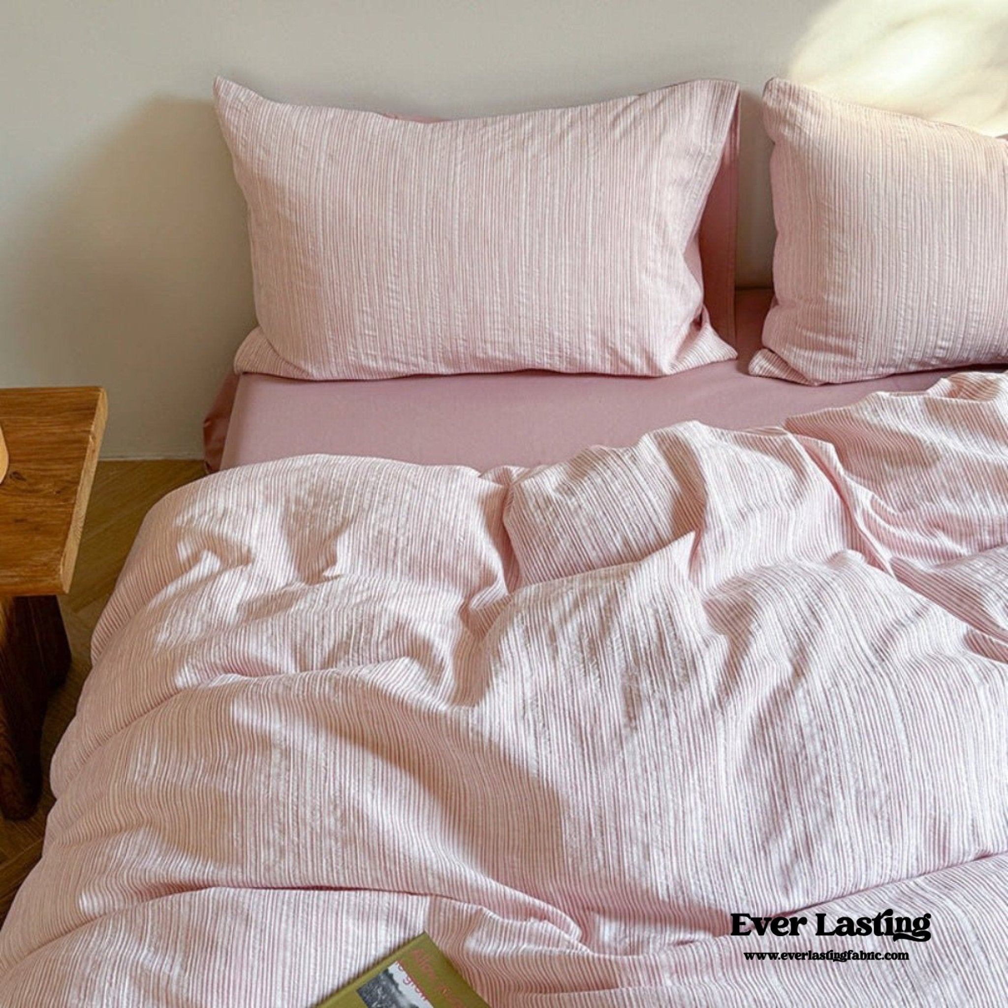 Emma Duo Striped Jacquard Bedding Set / Pink