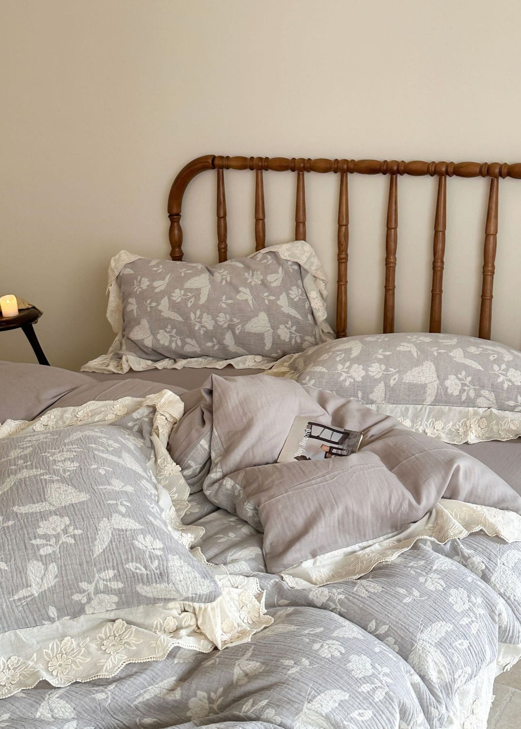 Emmeline Lace Ruffle Floral Bedding Set / Gray