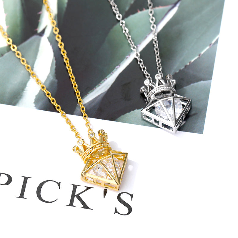 Geometric Triangle Zircon Women's Necklace for Daily Wear