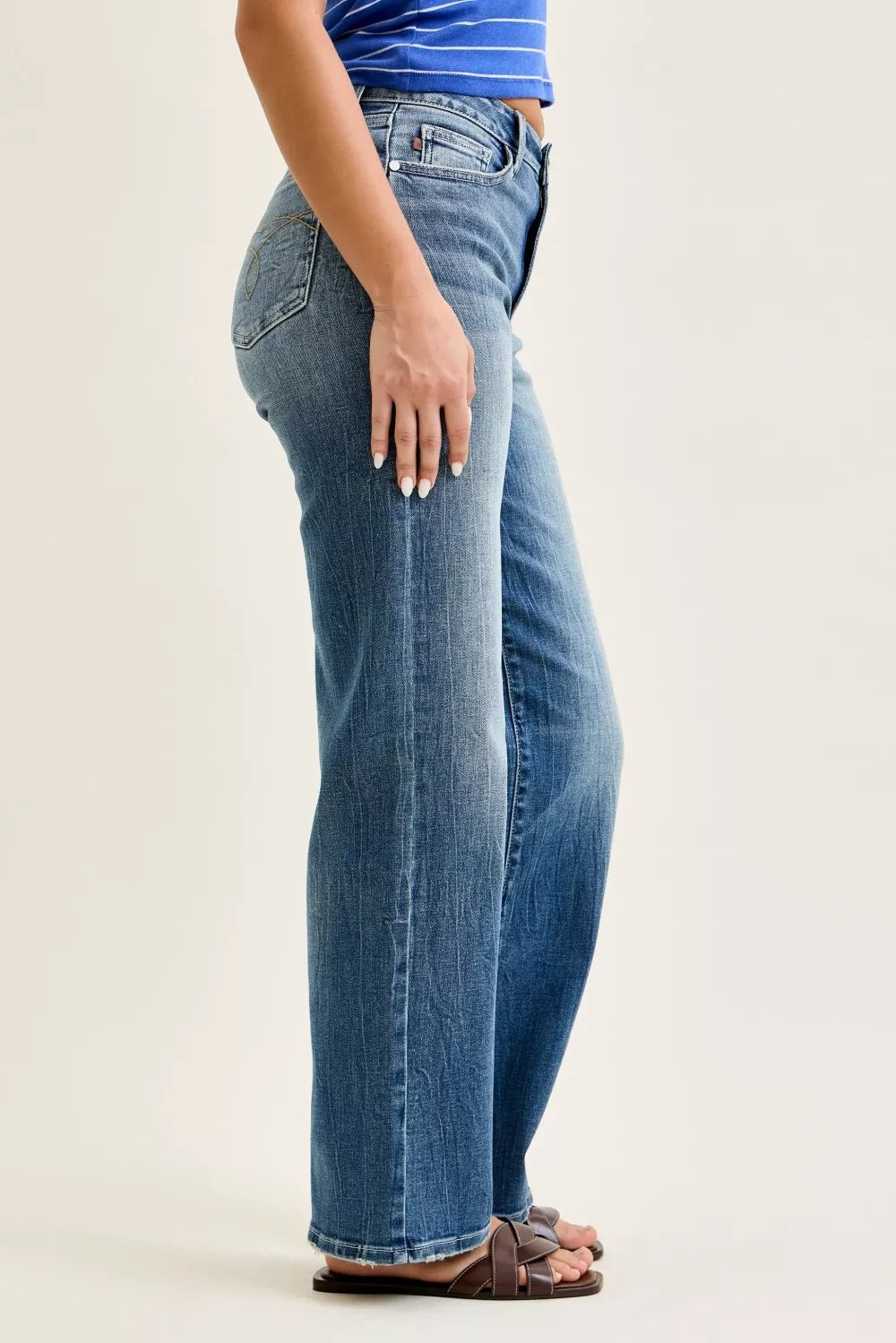 Judy Blue Mid Rise 90s Straight Jeans
