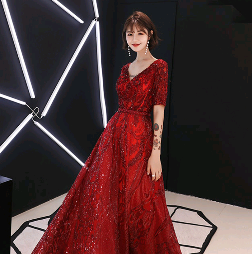 Bridal Toast Dress, New Red V-Neck Evening Gown