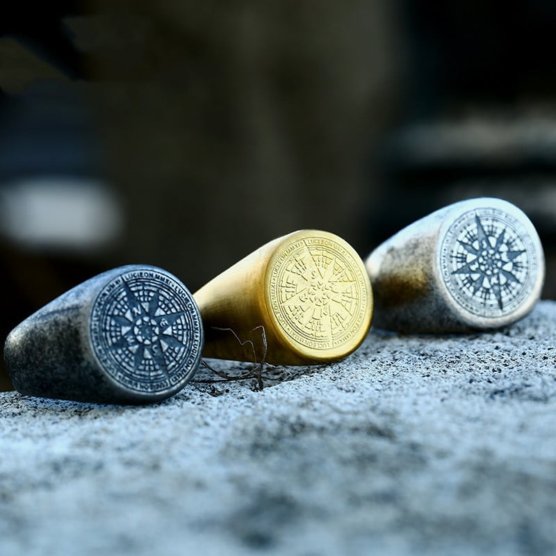 Men's Compass Ring in Stainless Steel