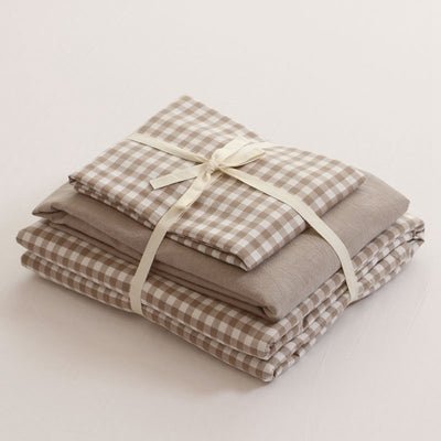 Gingham Bedding Set / Pink