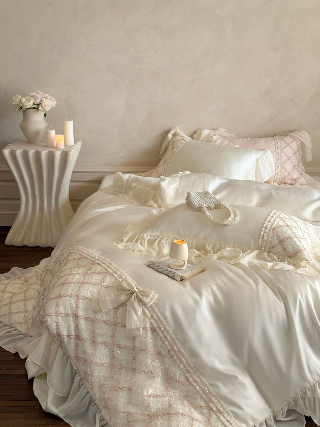 Haute Pearl TENCEL™ Bedding Set / Blush Romance